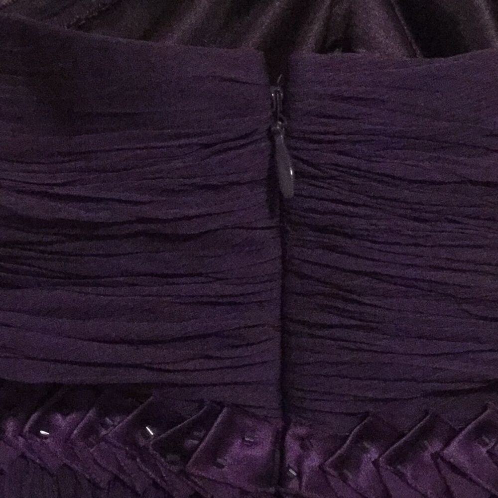 - BCBGmaxazria two tone chiffon pleated grap… - Picture 11 of 14